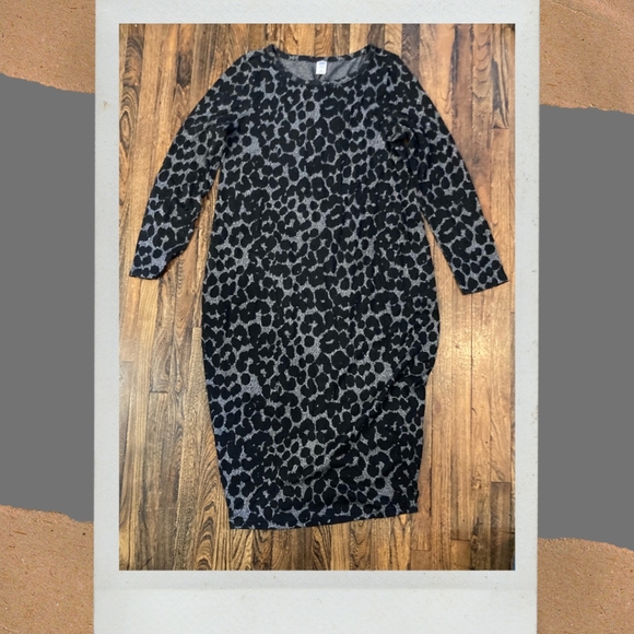 Grey Leopard Maternity Dress - Picture 1 of 3